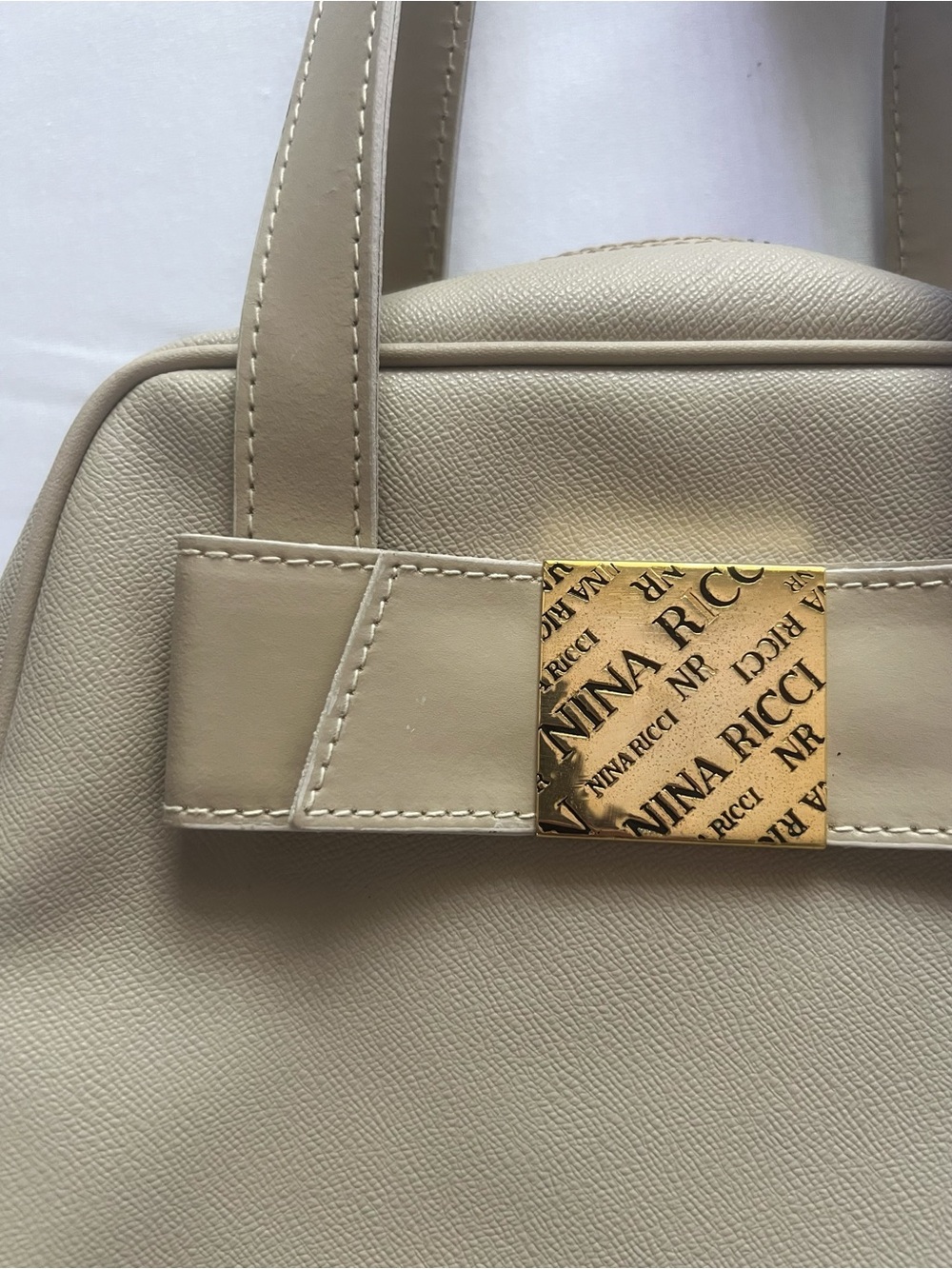Vintage Nina Ricci leather handbag - Picture 3 of 10